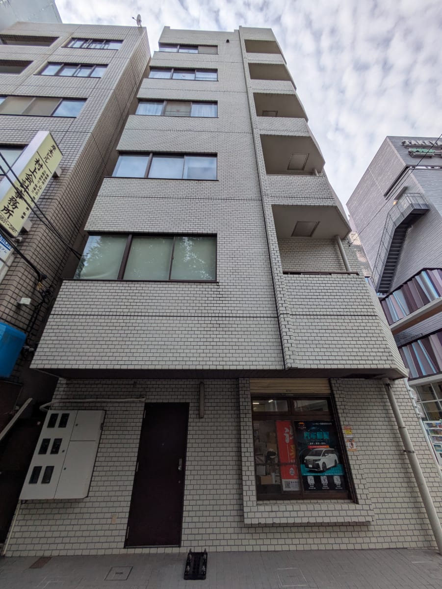 v20251014150839/fresh/building/J00100397895_6