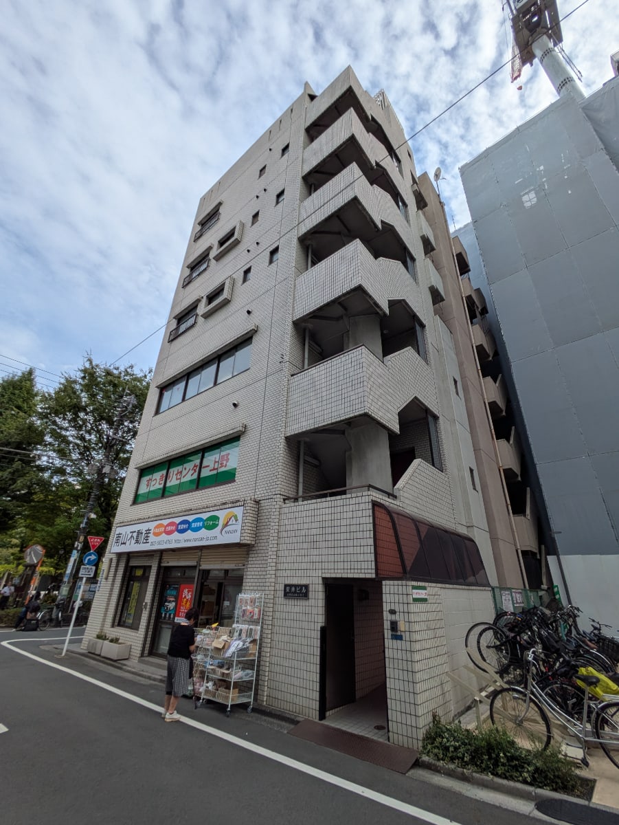 v20251014150839/fresh/building/J00100397895_9