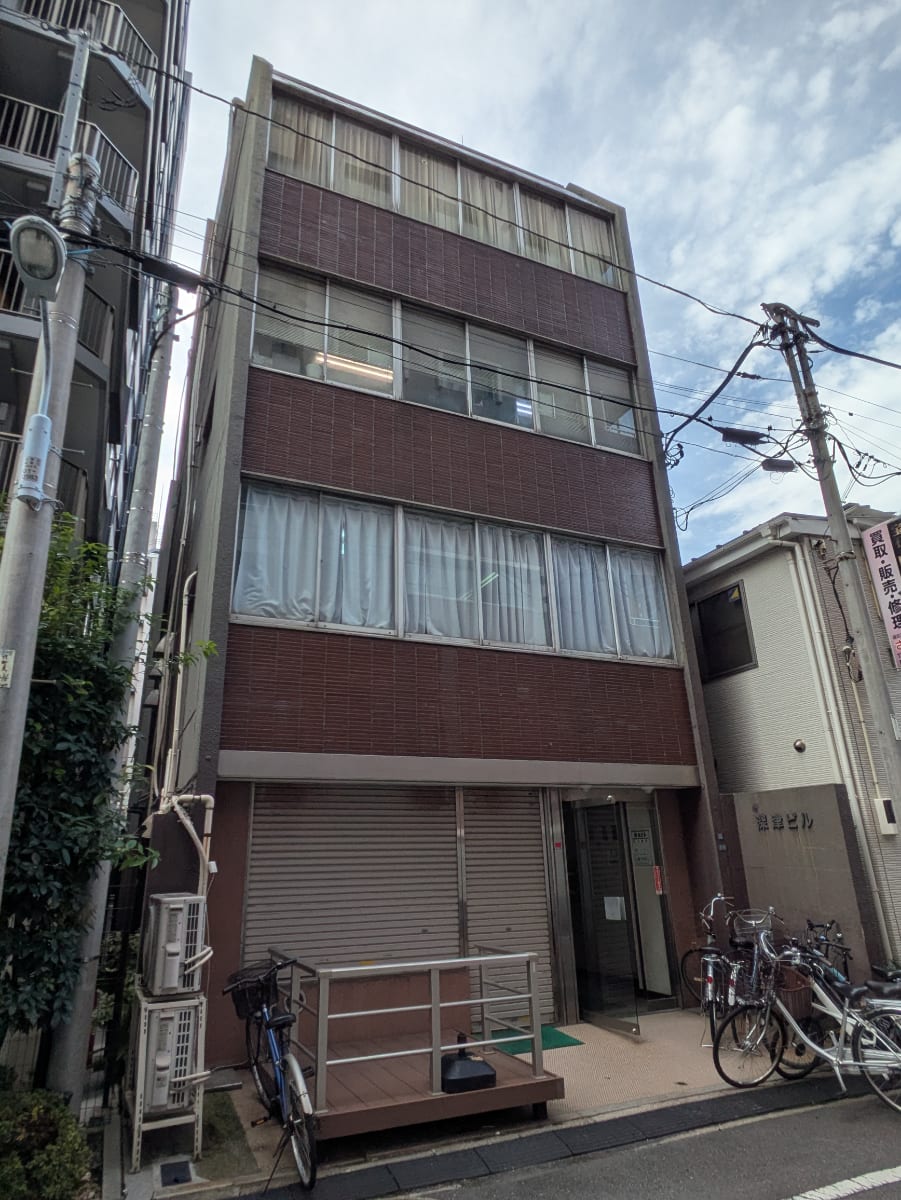 v20251014150839/fresh/building/J00100403433_11