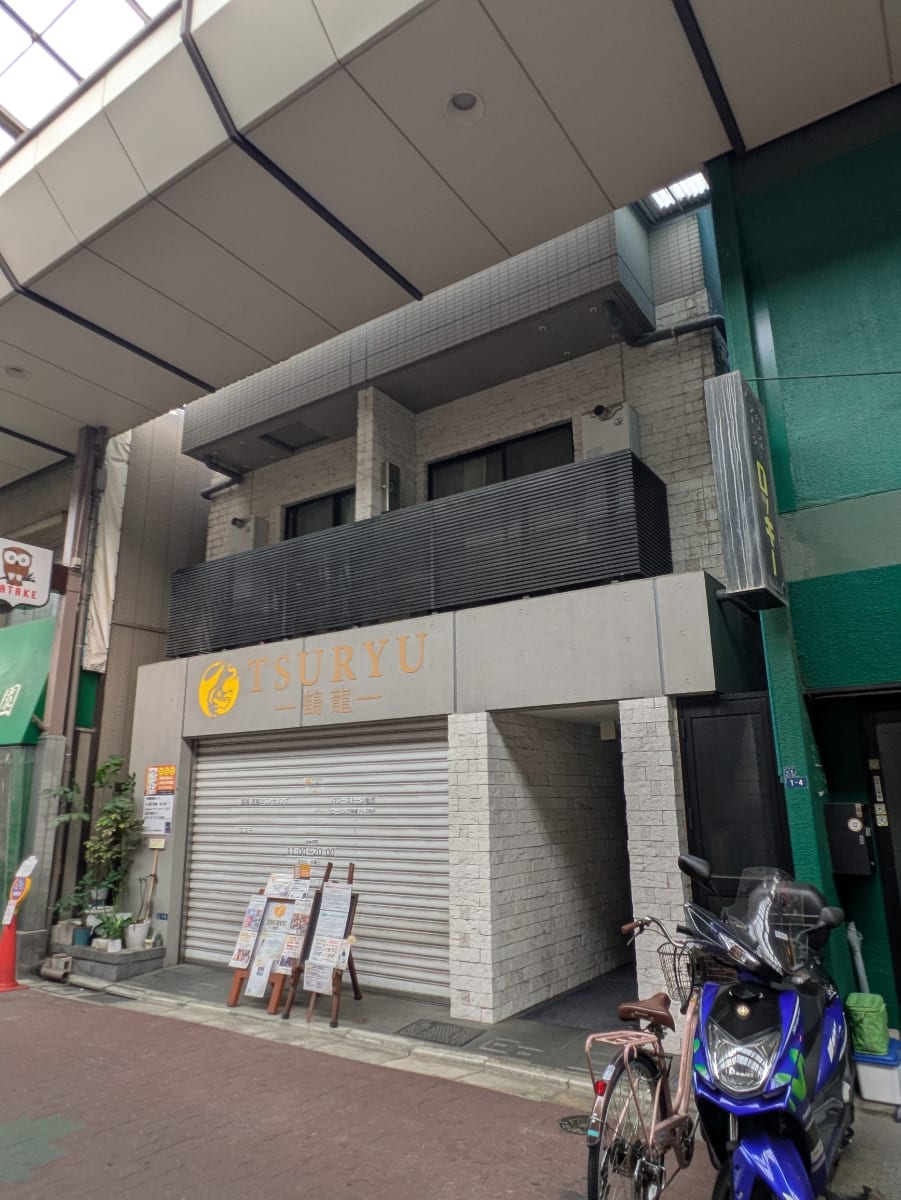 v20251014150839/fresh/building/J00100406850_6