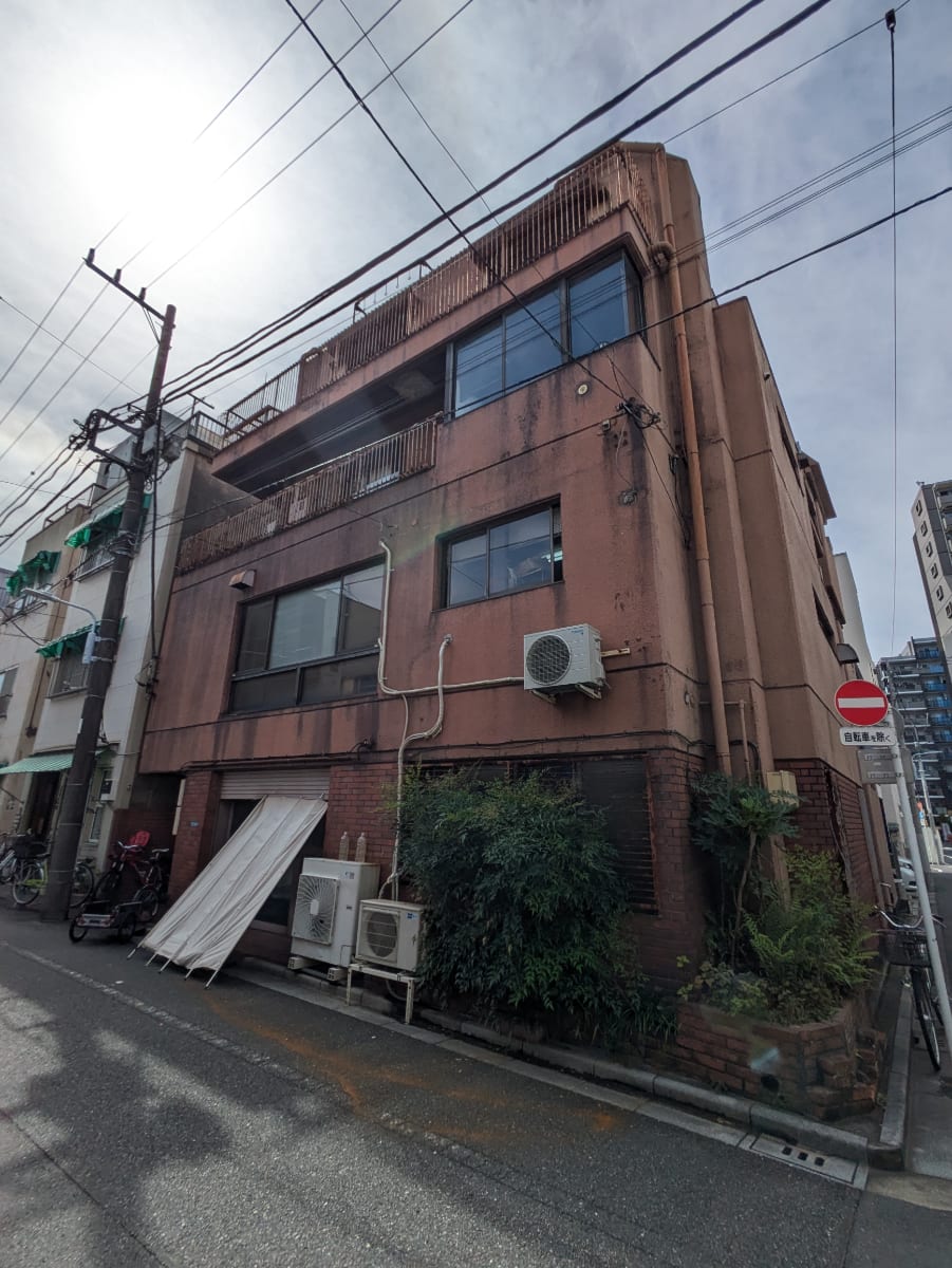v20251014150839/fresh/building/J00100407842_1
