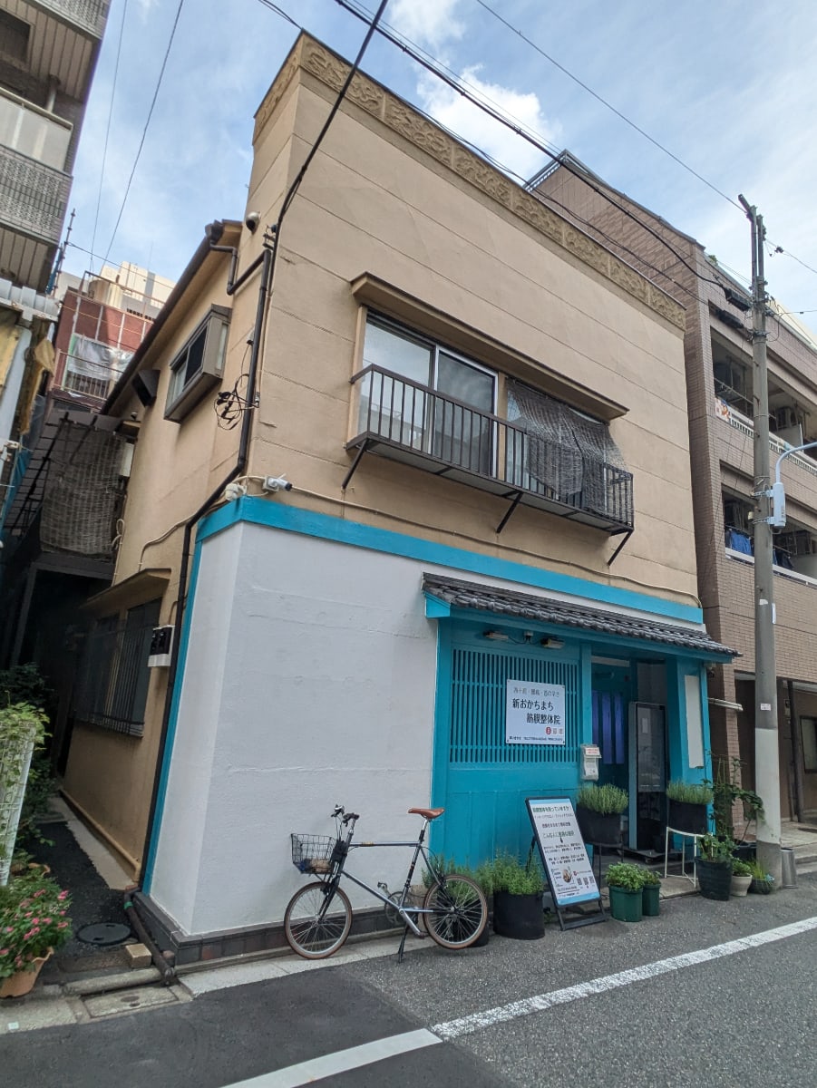 v20251014150839/fresh/building/J00100418824_7