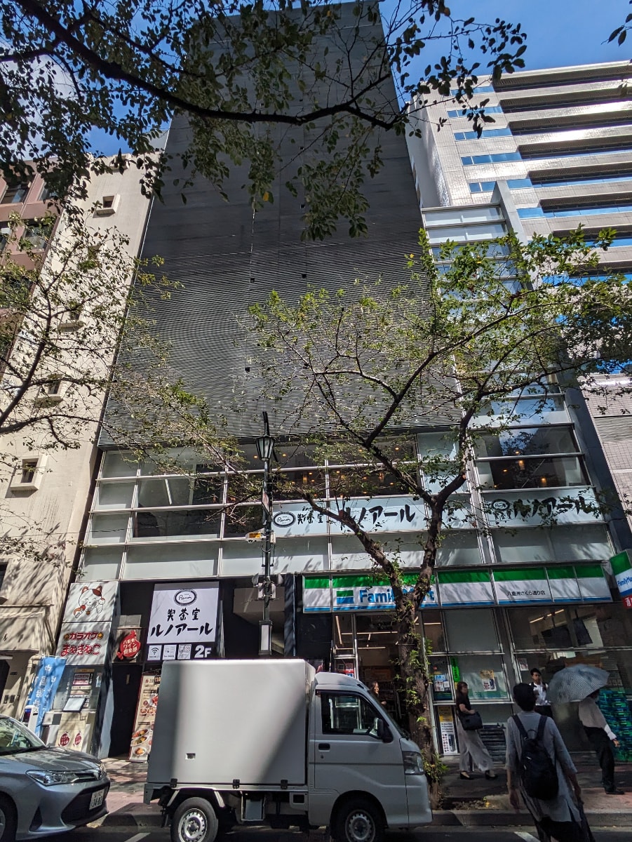 v20251014150839/fresh/building/J00100438539_1