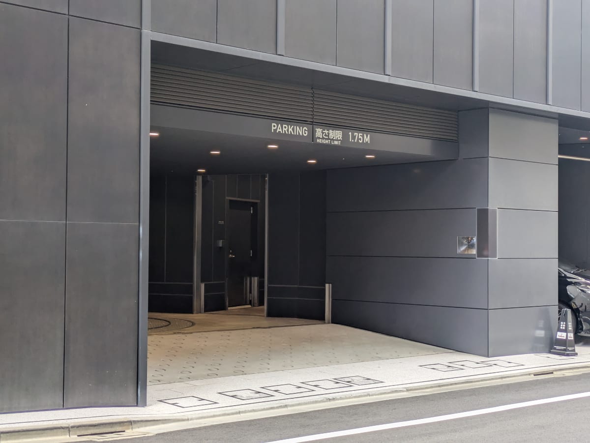 v20251014150839/fresh/building/J00100478333_7