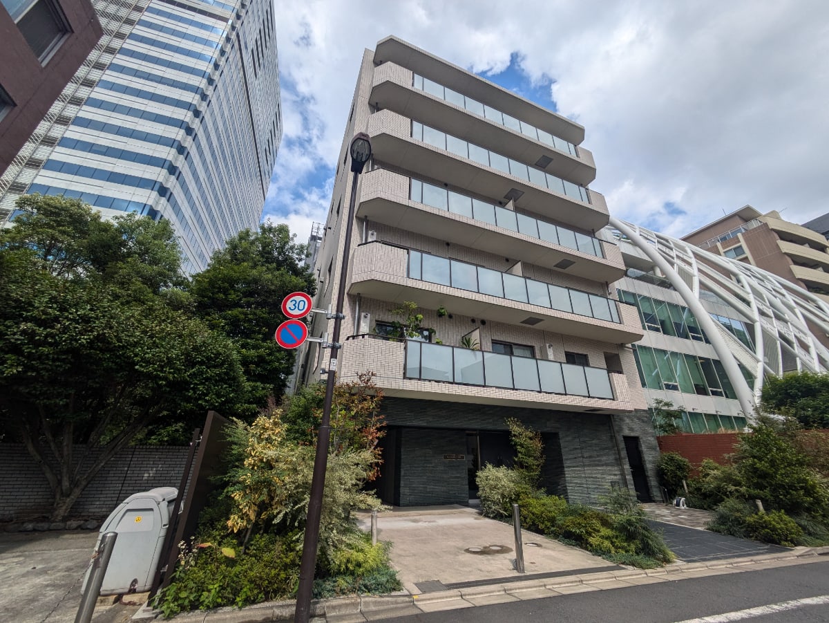 v20251014150839/fresh/building/J00100478945_5