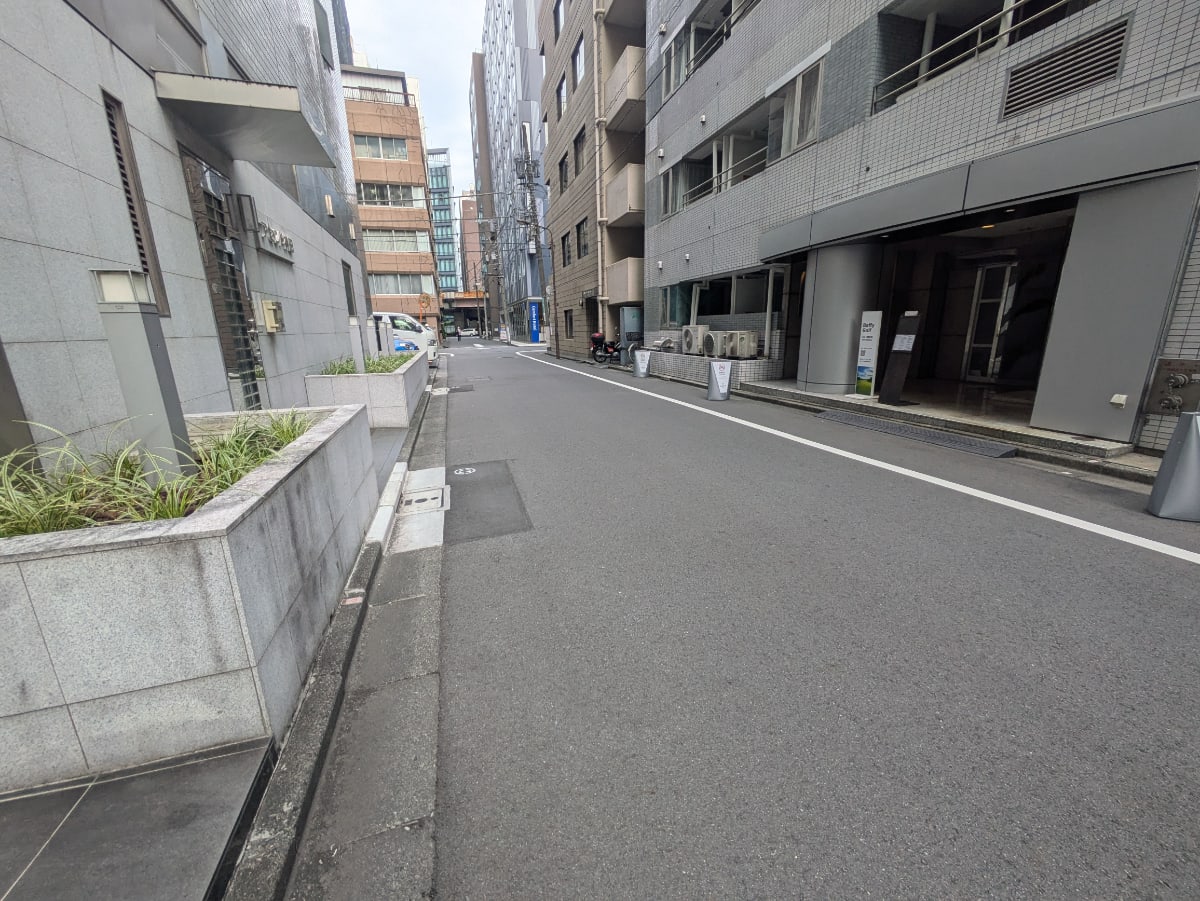 v20251014150839/fresh/building/J00100608659_12