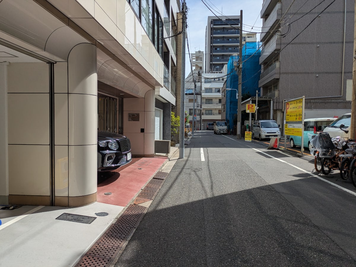 v20251014150839/fresh/building/J00100610216_2