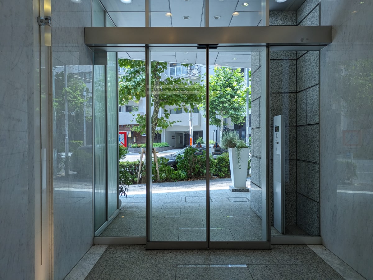 v20251015150655/fresh/building/J00100383534_14