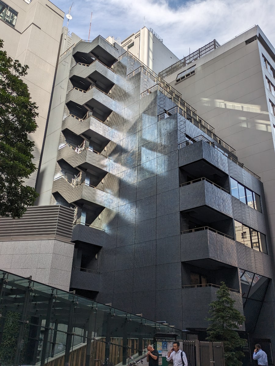 v20251015150655/fresh/building/J00100385664_5