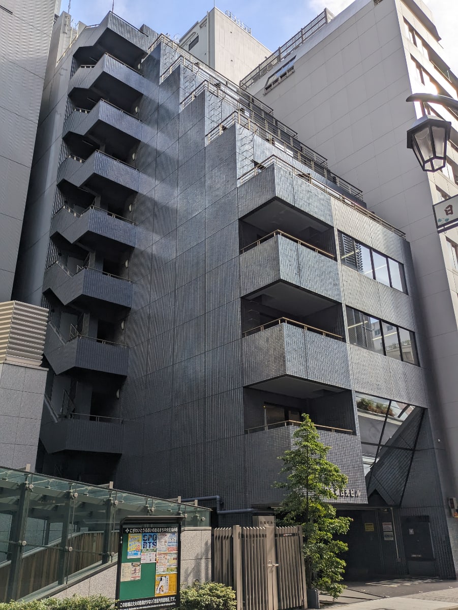v20251015150655/fresh/building/J00100385664_6