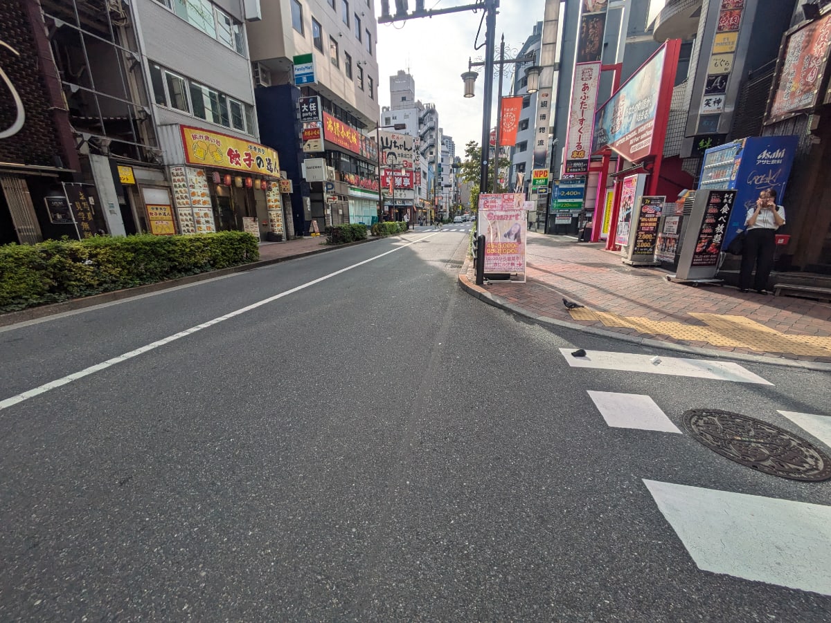 v20251016150709/fresh/building/J00100361642_2
