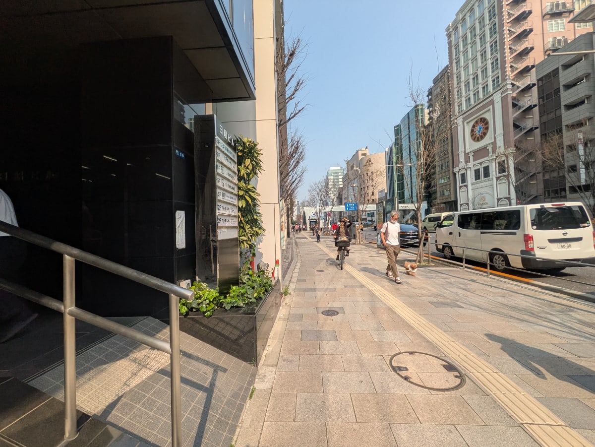 v20251016150709/fresh/building/J00100374277_10