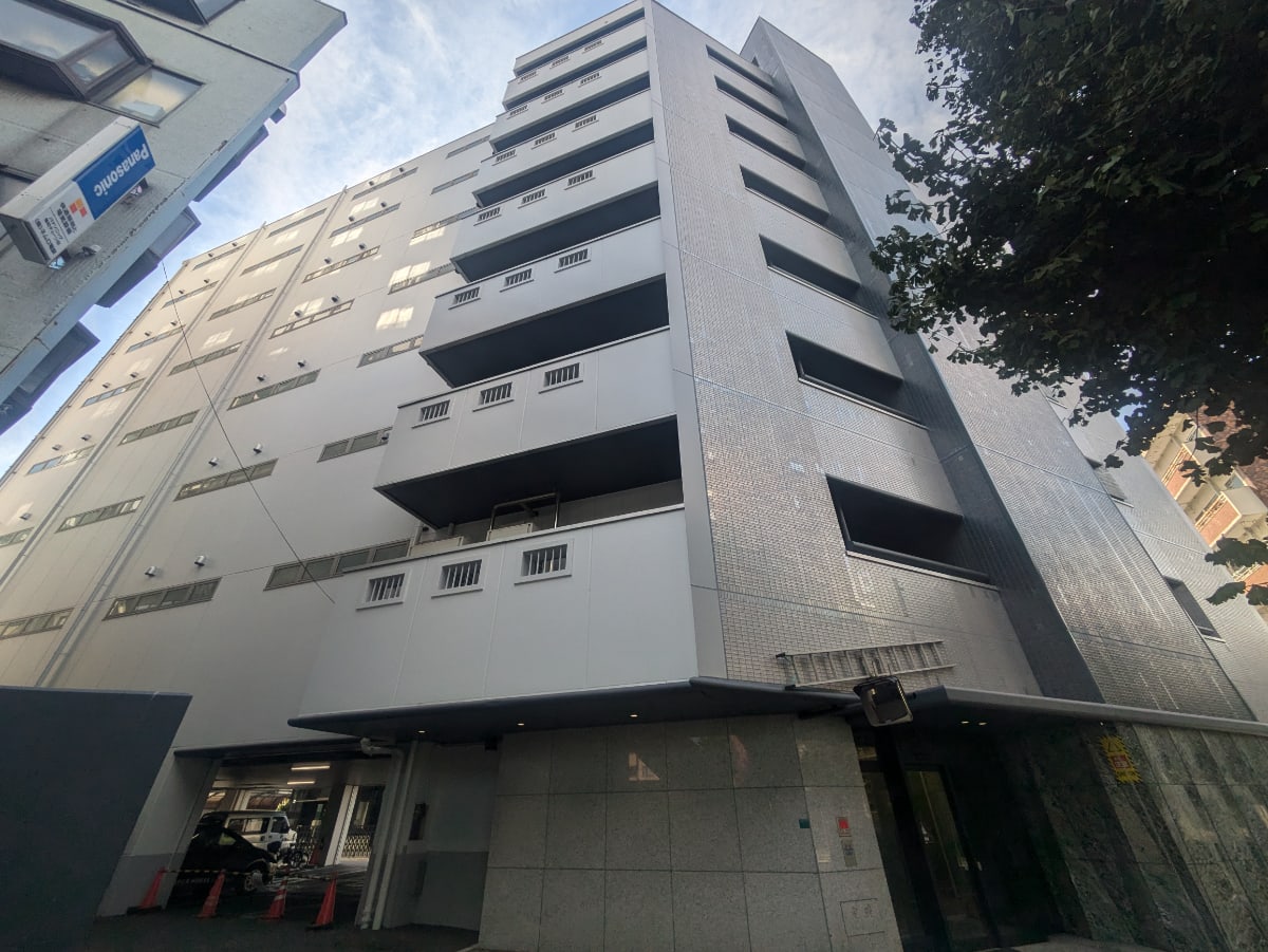 v20251016150709/fresh/building/J00100380750_5