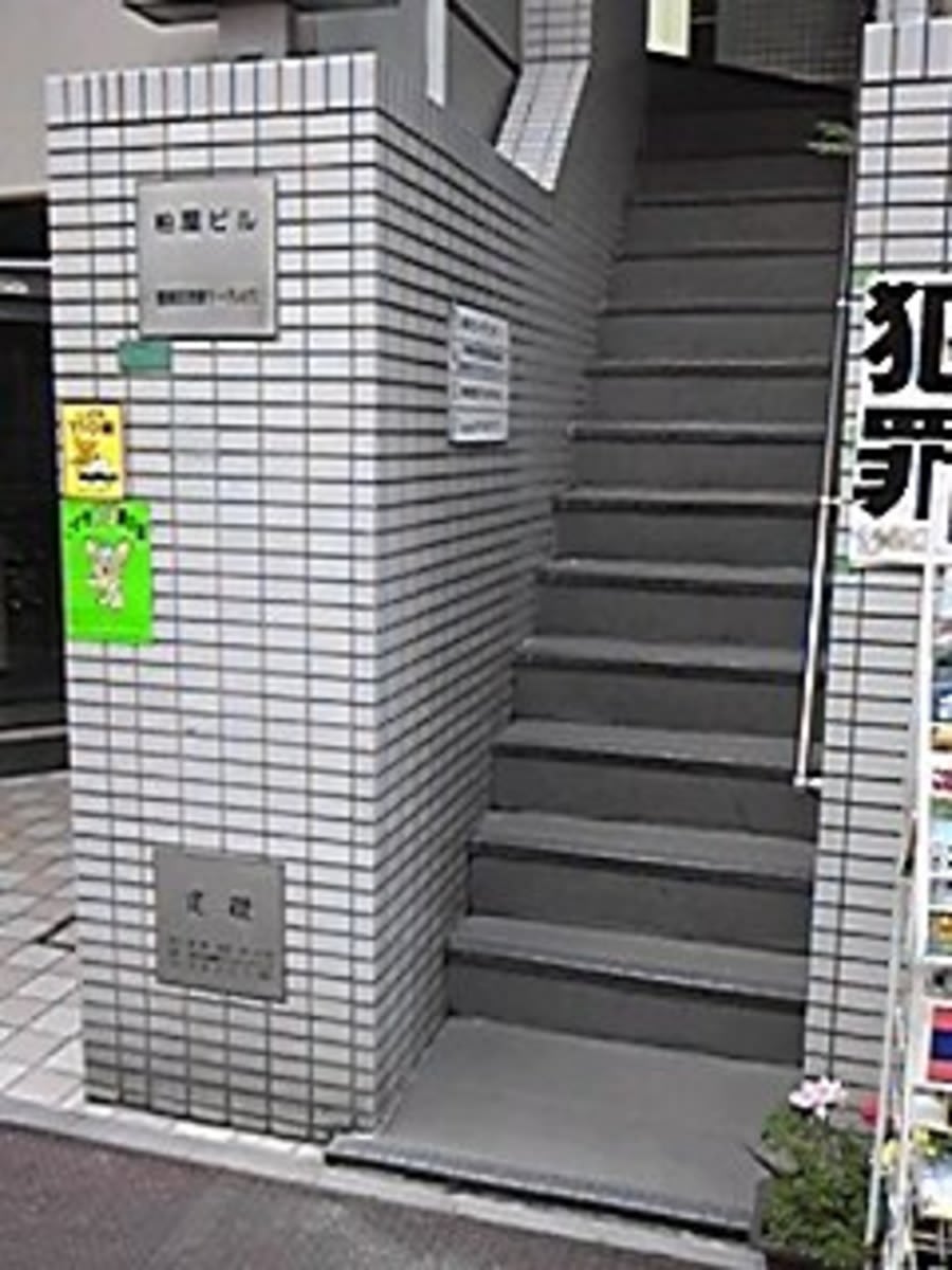 v20251016150709/fresh/building/J00100389037_3