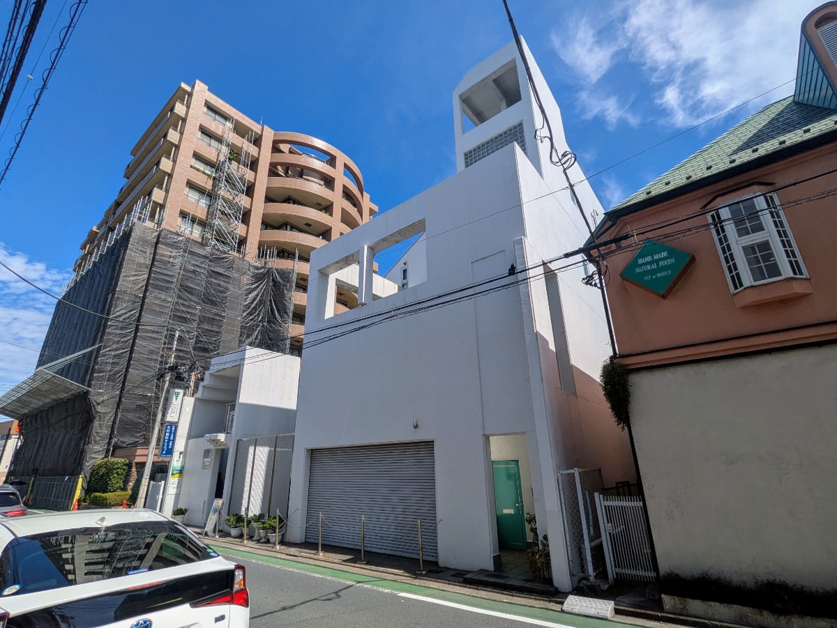 v20251016150709/fresh/building/J00100389737_5