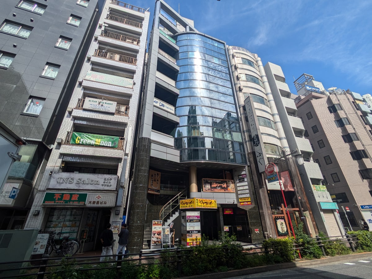 v20251016150709/fresh/building/J00100394668_5