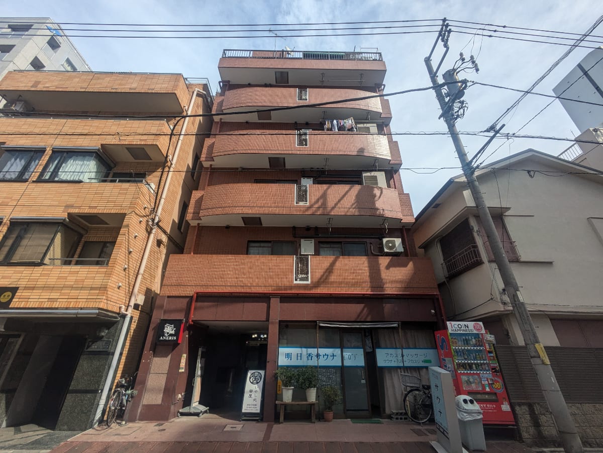 v20251016150709/fresh/building/J00100403453_1