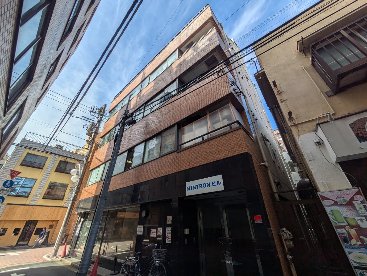v20251016150709/fresh/building/J00100408862_6