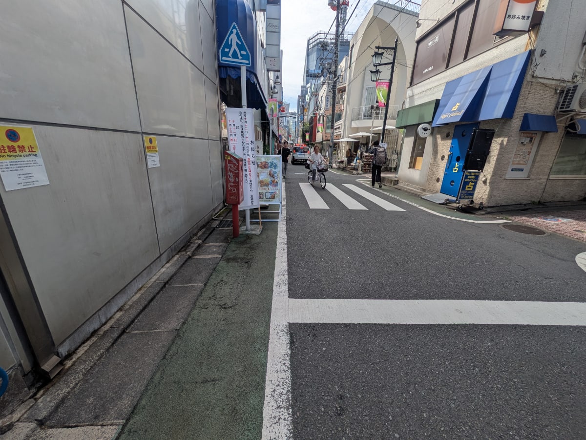 v20251016150710/fresh/building/J00100367008_16