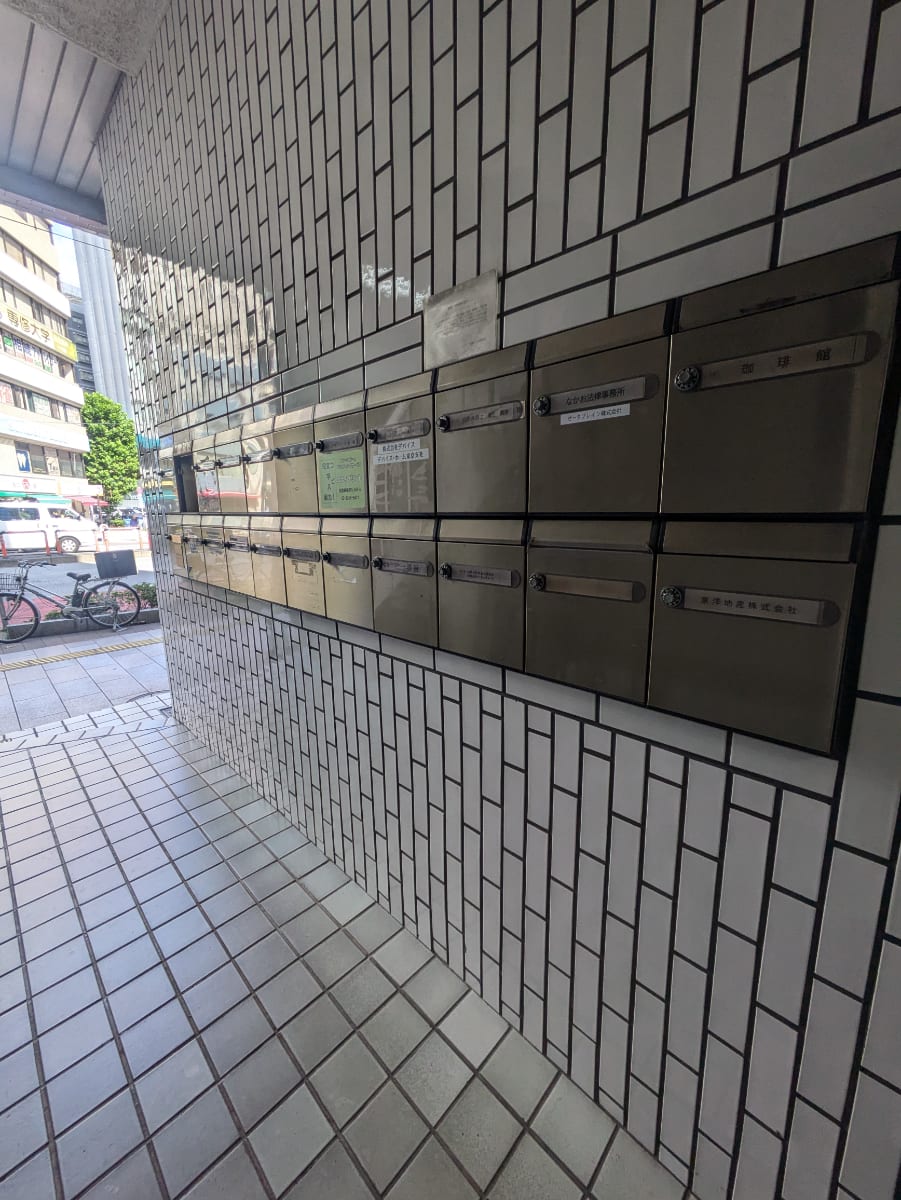 v20251016150710/fresh/building/J00100371287_9