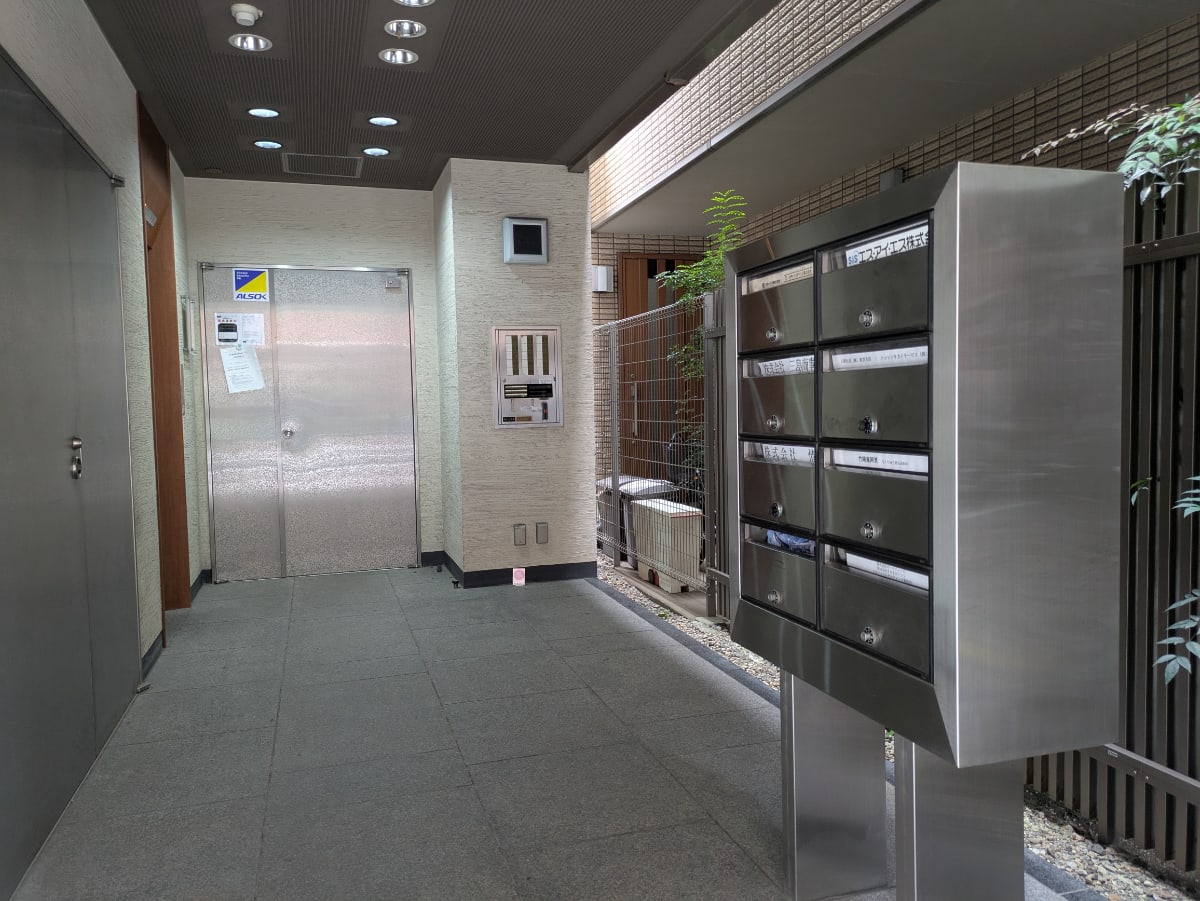 v20251016150710/fresh/building/J00100379277_11