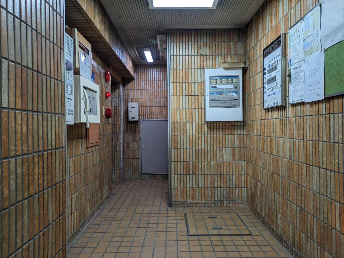 v20251016150710/fresh/building/J00100385608_11