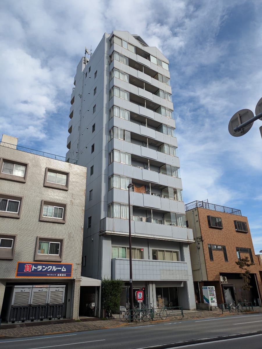 v20251016150710/fresh/building/J00100396306_6