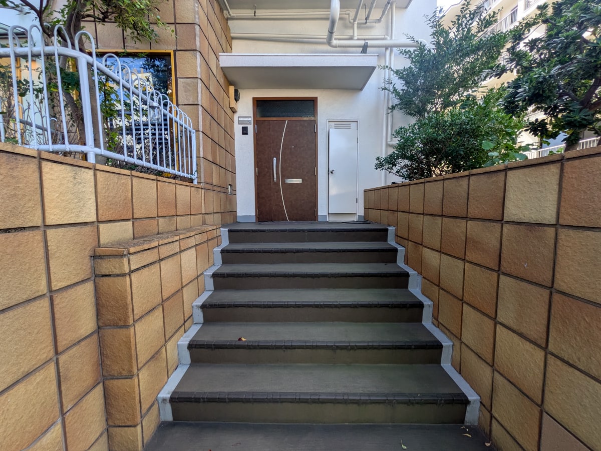 v20251016150710/fresh/building/J00100406344_10