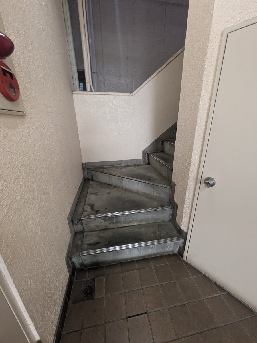 v20251016150710/fresh/building/J00100411257_10