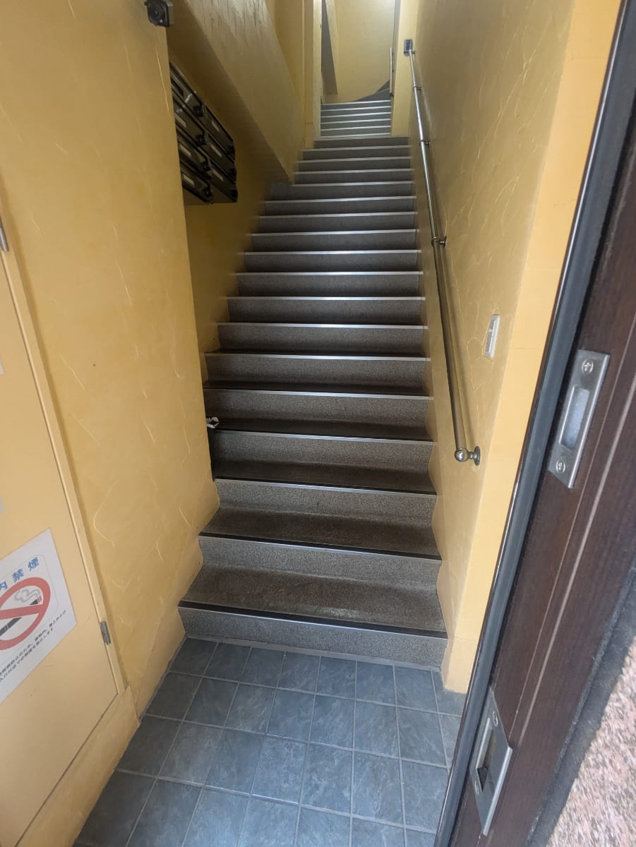 v20251016150710/fresh/building/J00100610181_4