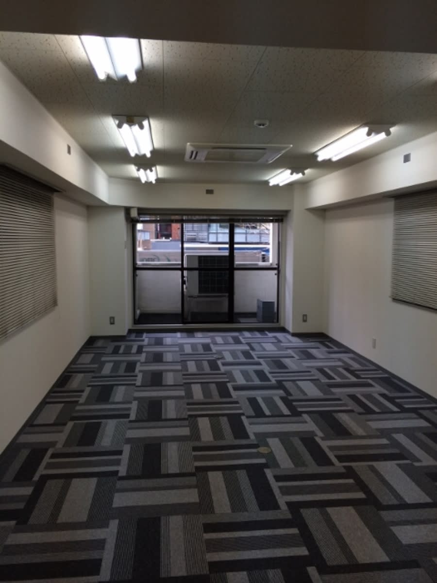 v20251017150706/fresh/building/J00100385317_5