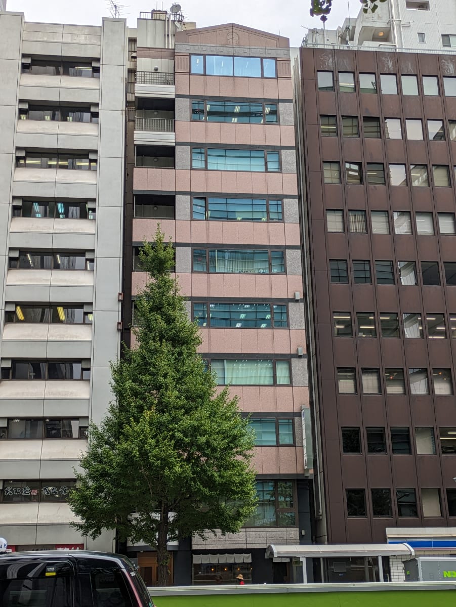 v20251017150706/fresh/building/J00100385571_1