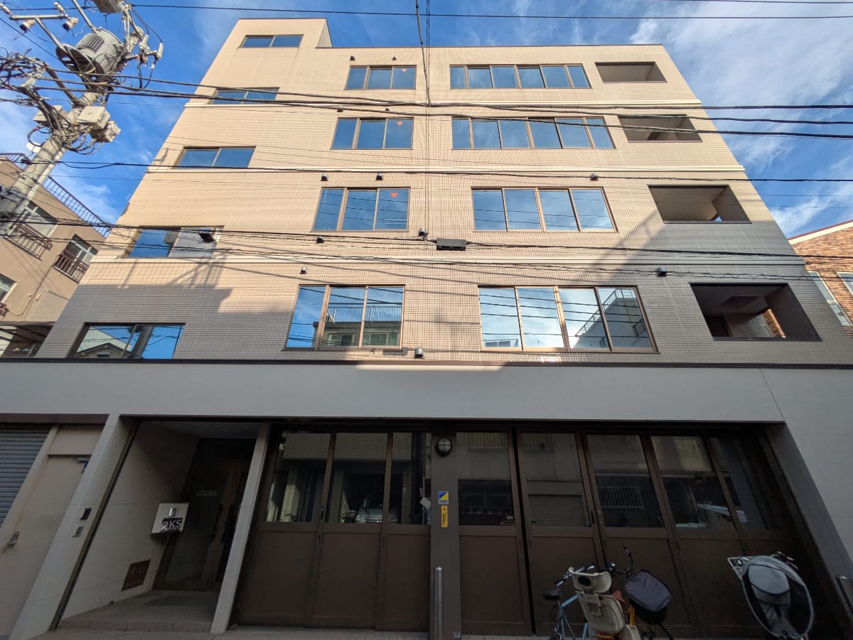 v20251017150706/fresh/building/J00100467691_1