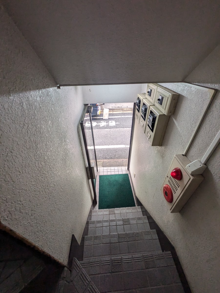 v20251017150707/fresh/building/J00100371151_9