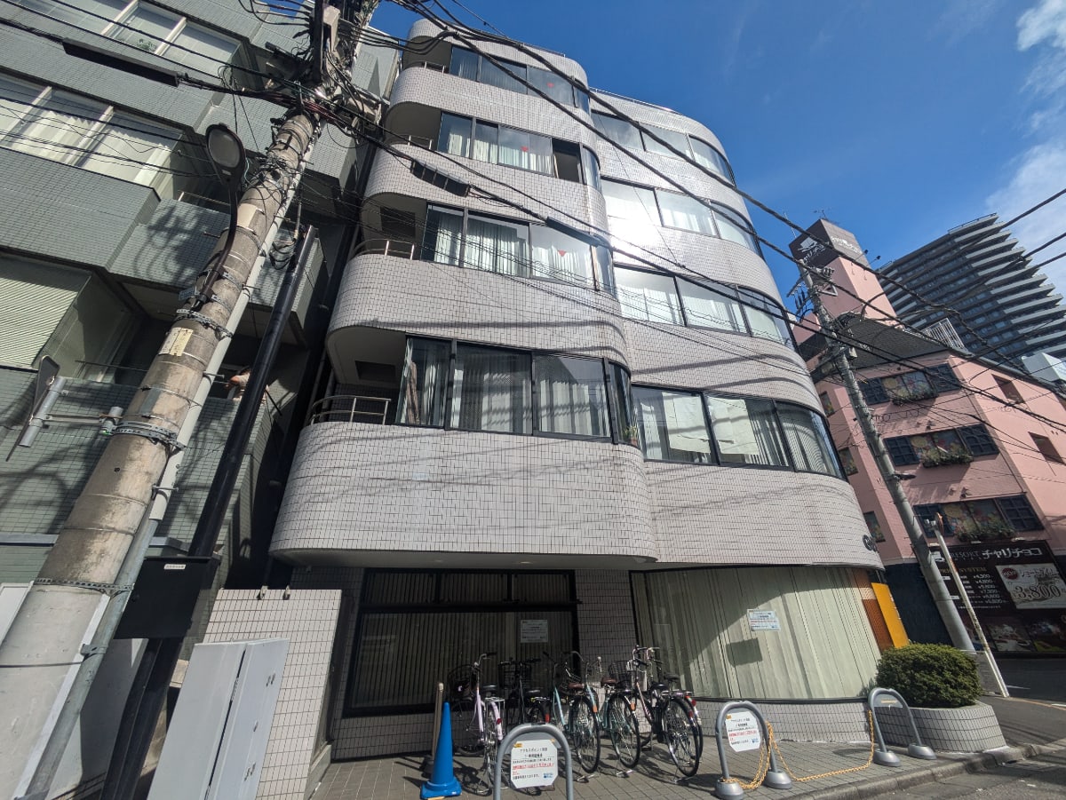v20251017150707/fresh/building/J00100372506_9