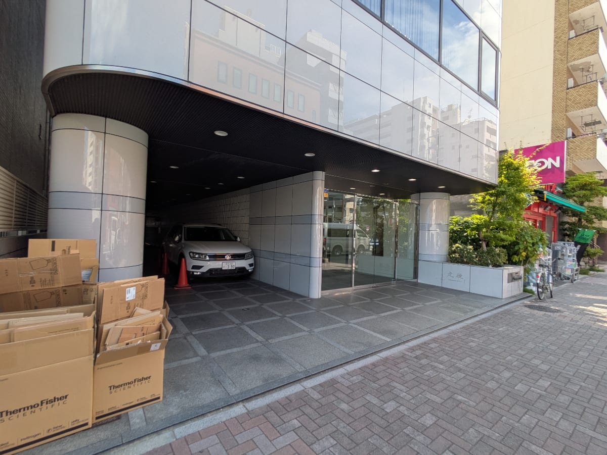 v20251017150707/fresh/building/J00100381213_13