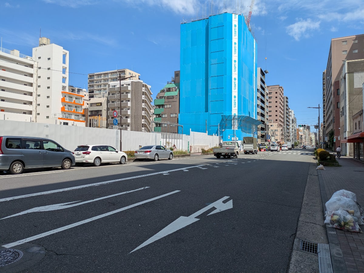v20251017150707/fresh/building/J00100381213_15