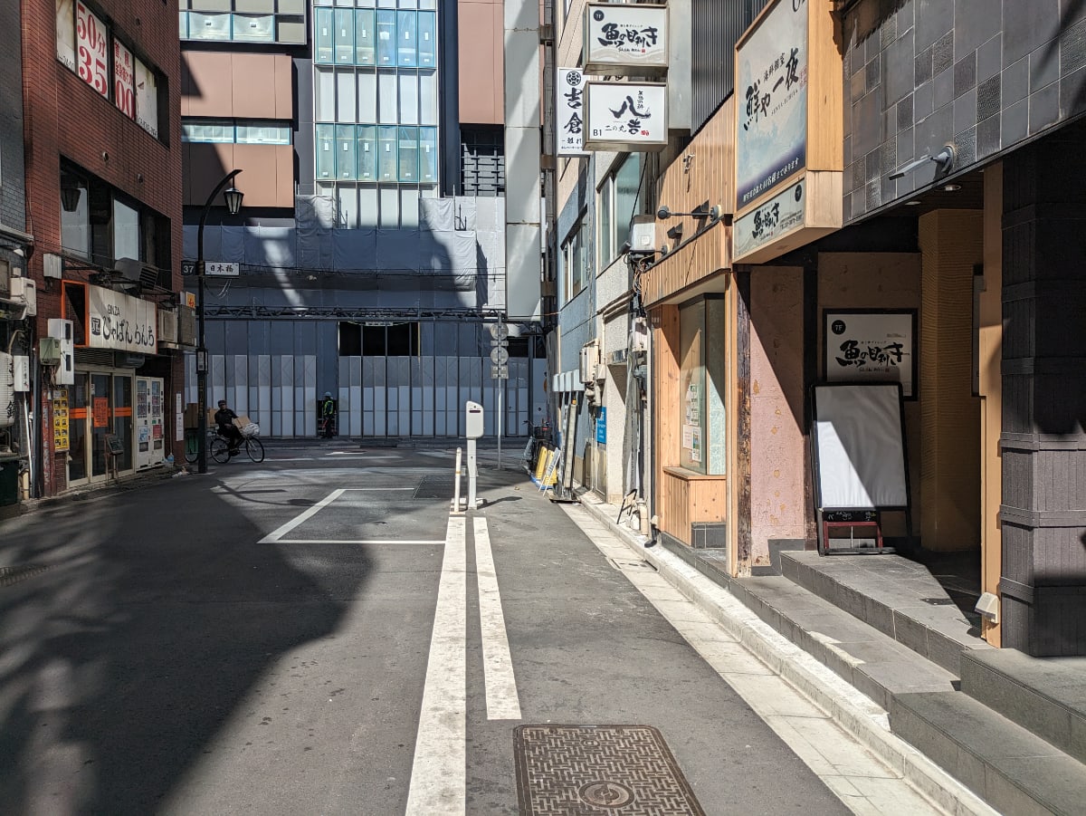v20251017150707/fresh/building/J00100385583_12