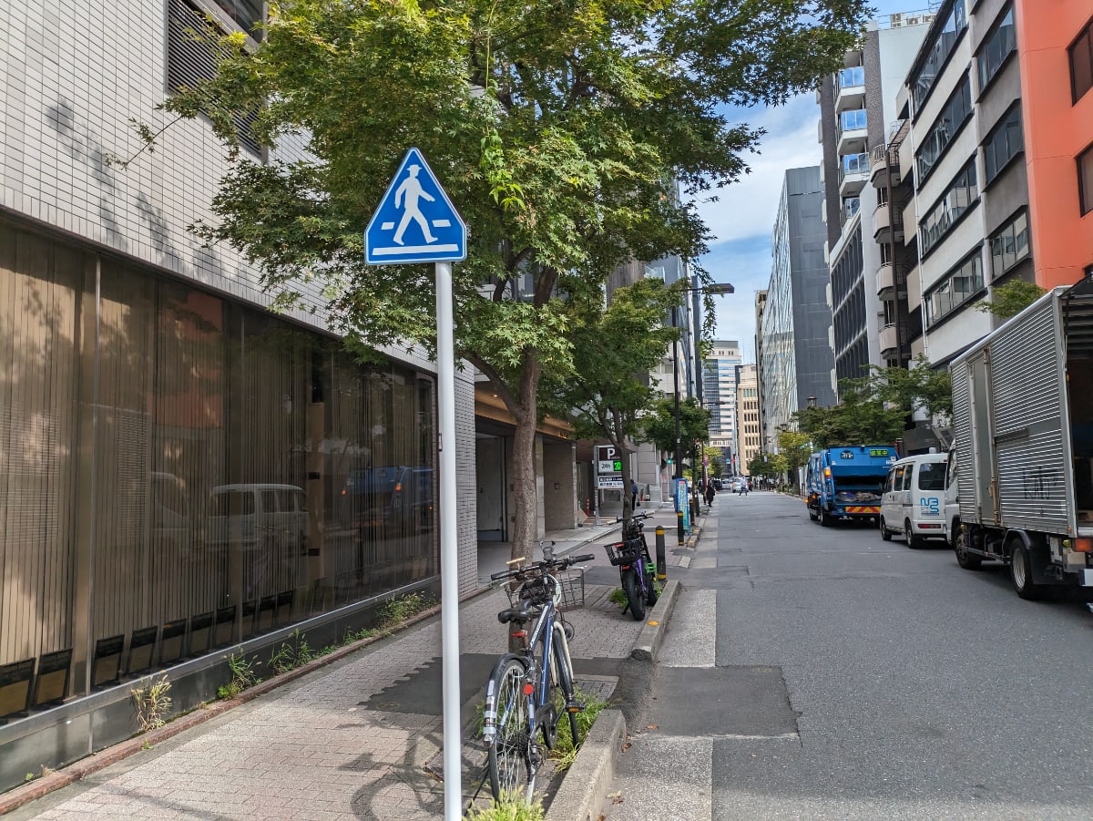 v20251017150707/fresh/building/J00100385661_10