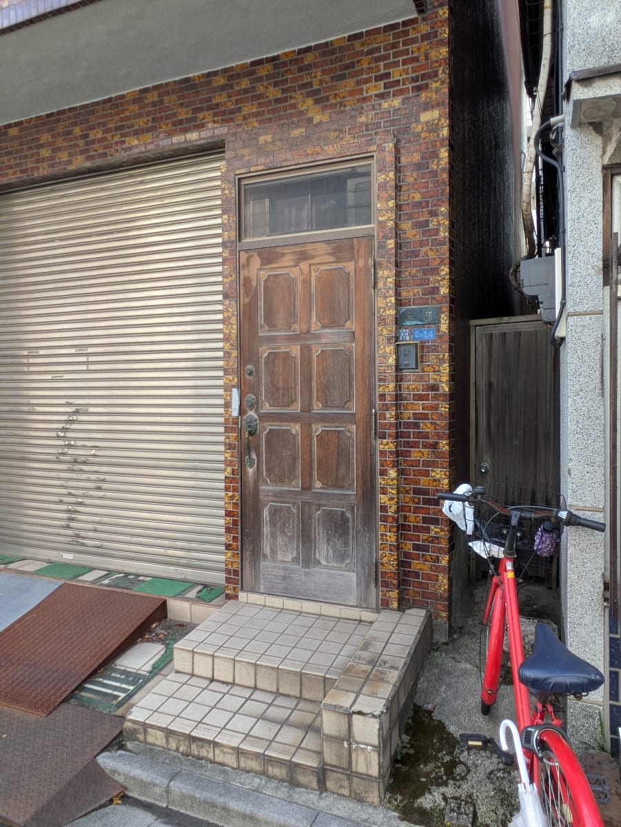 v20251017150707/fresh/building/J00100401795_3