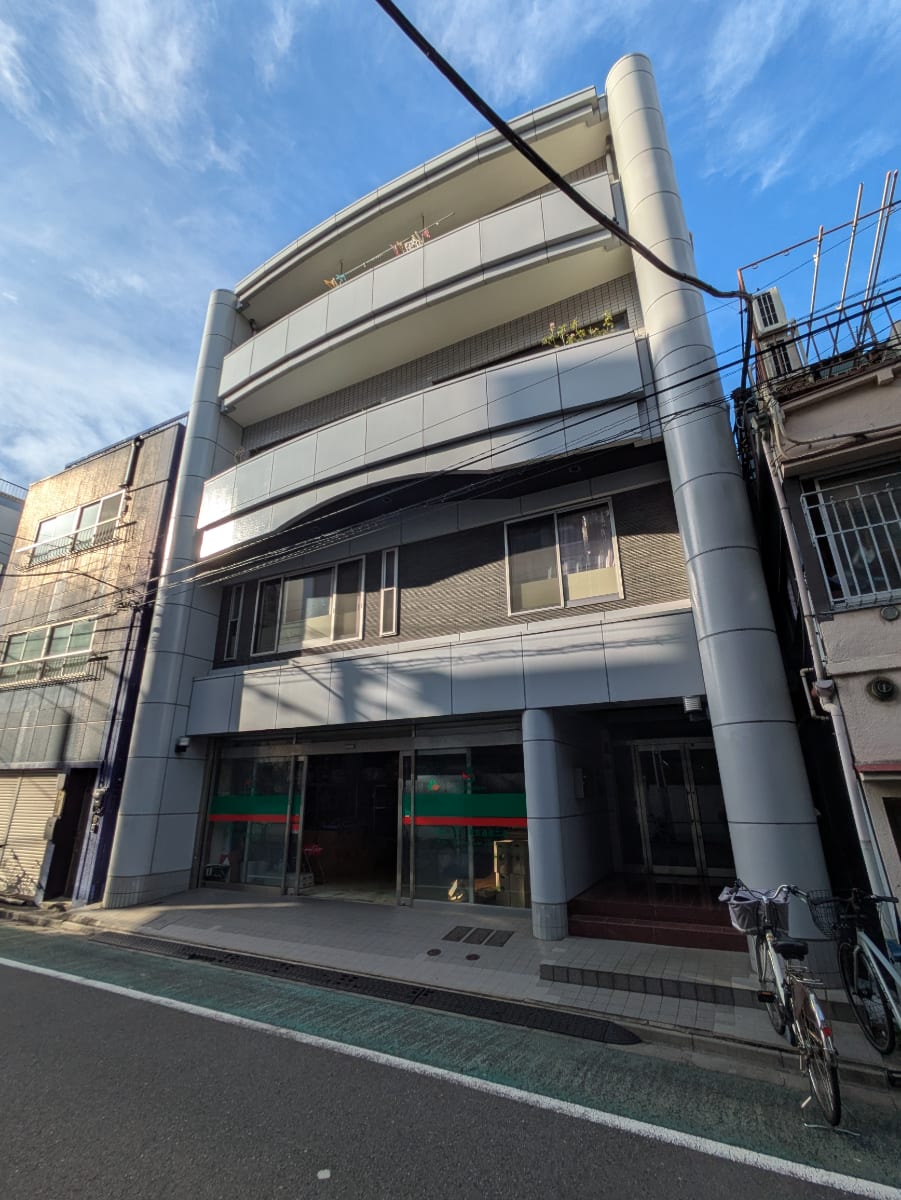 v20251017150707/fresh/building/J00100403504_6