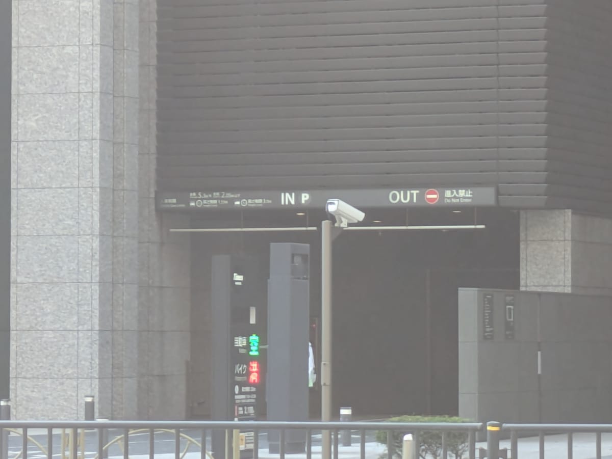 v20251017150707/fresh/building/J00100468468_7