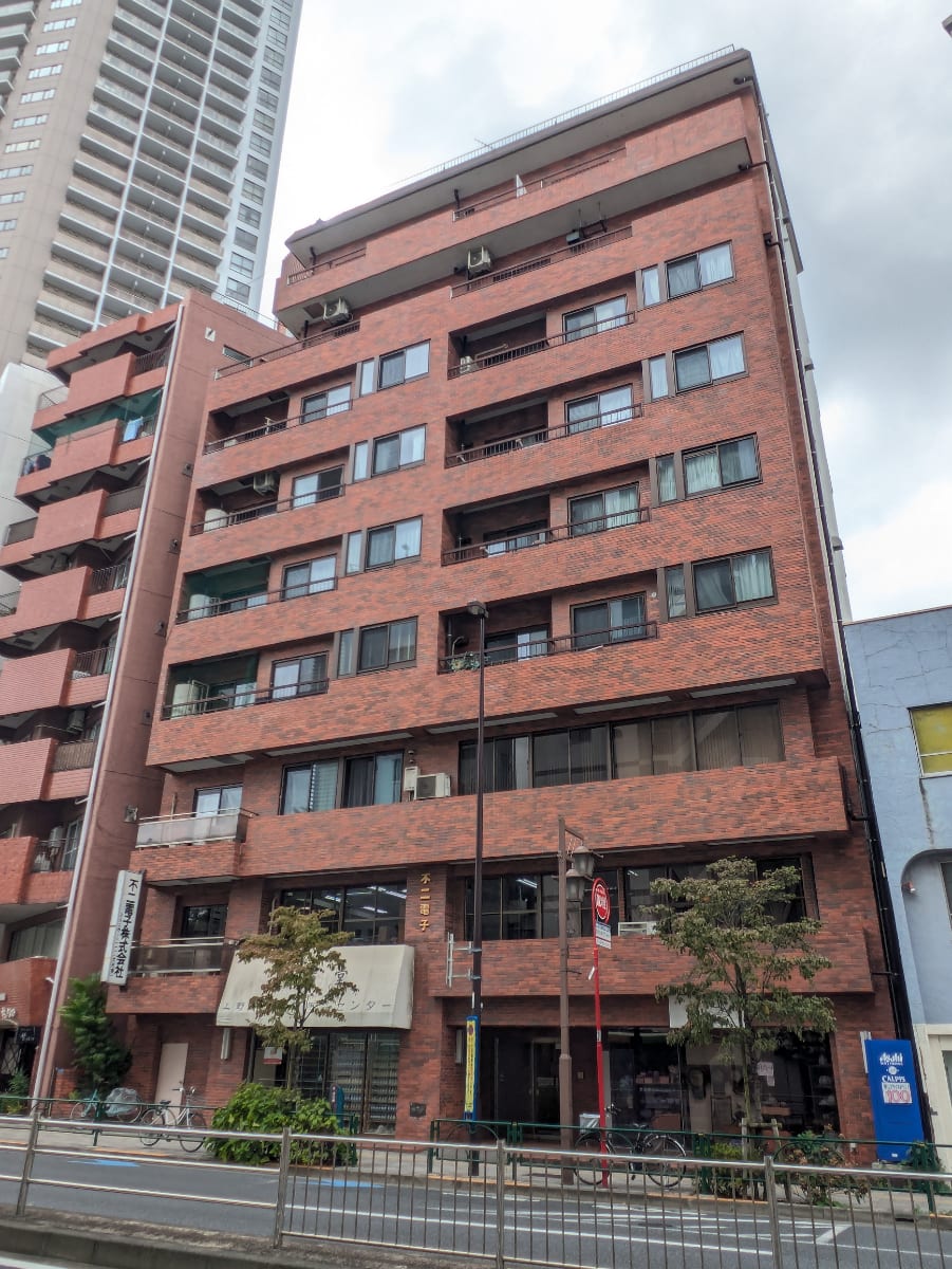v20251018150606/fresh/building/J00100358226_6