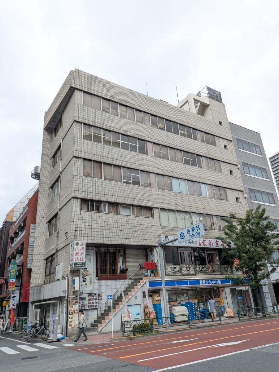 v20251018150606/fresh/building/J00100368211_1