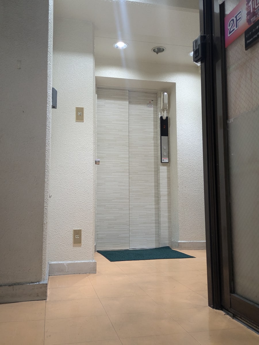 v20251018150606/fresh/building/J00100371520_4