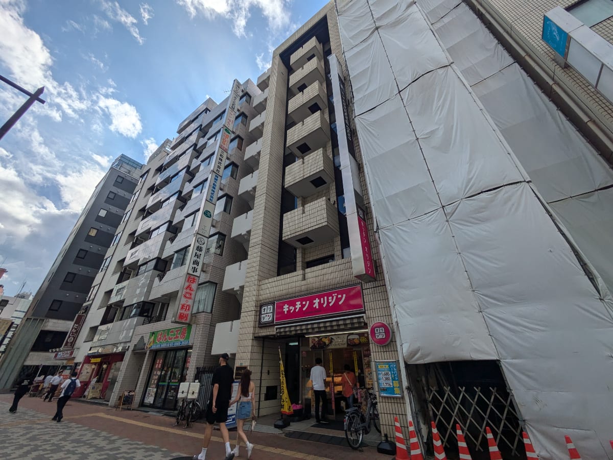 v20251018150606/fresh/building/J00100371521_6