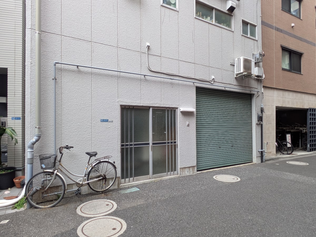 v20251018150606/fresh/building/J00100372070_9
