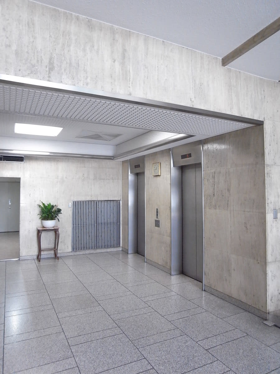 v20251018150606/fresh/building/J00100389522_4