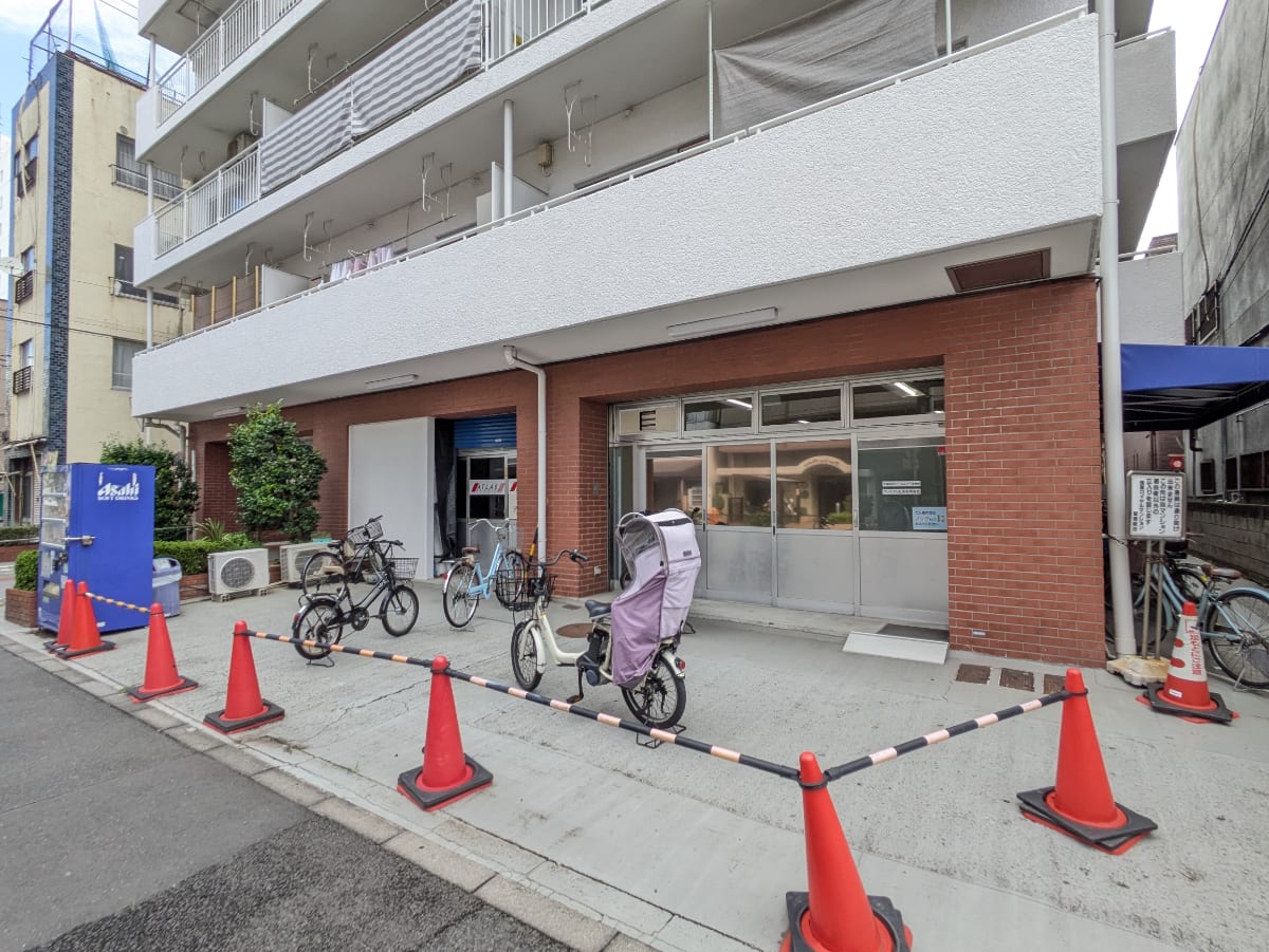 v20251018150606/fresh/building/J00100395594_11