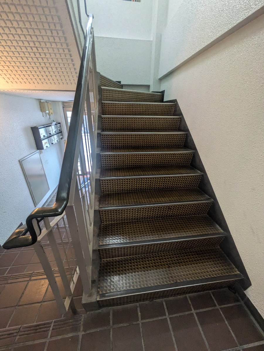 v20251018150606/fresh/building/J00100402115_10